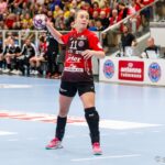 Vilma Matthijs Holmberg (Thüringer HC, 11) beim Siebenmeter. Foto: Steffen Prößdorf